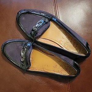 Coach flats